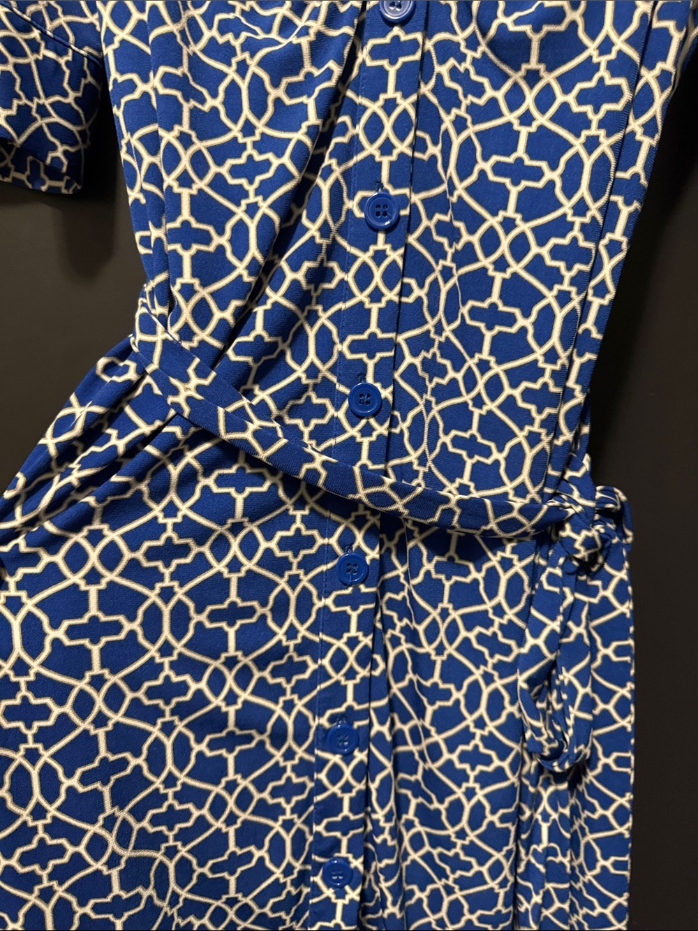 Laundry By Shelli Segal Royal Blue and White Geometric Wrap Midi Dress - Picture 3 of 5
